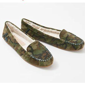 Jack Rogers Millie Sherpa Lined Leather Moccasins in Camo Green Size 9